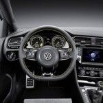 Volkswagen Golf R400 - Interior